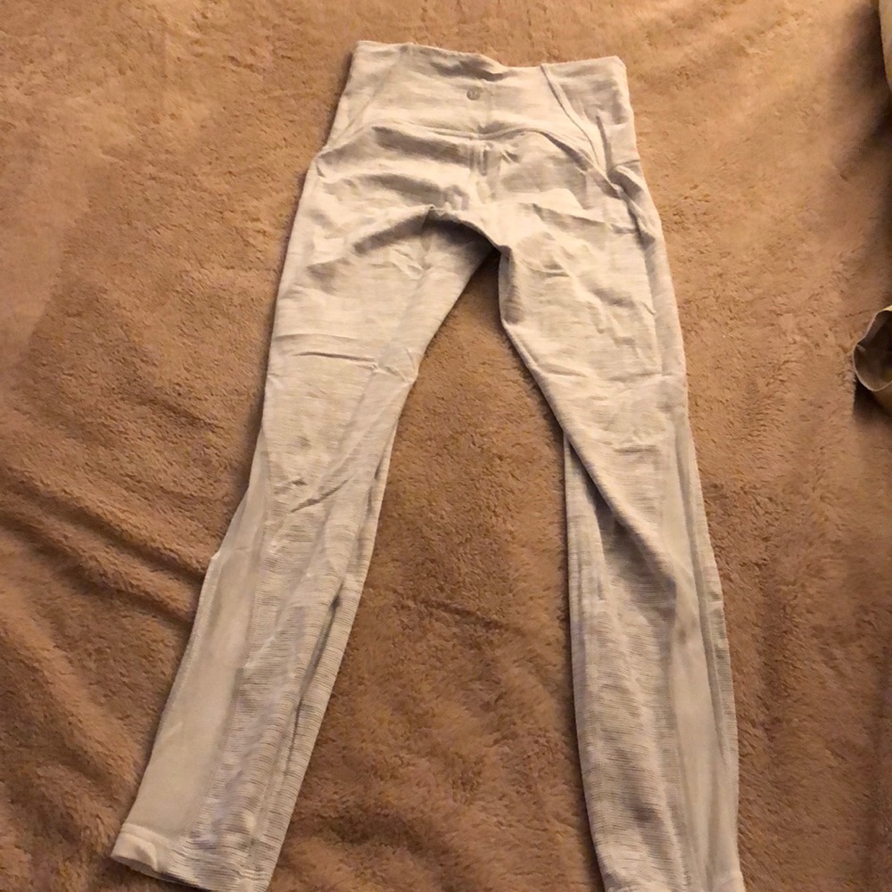 Lululemon leggings size 4